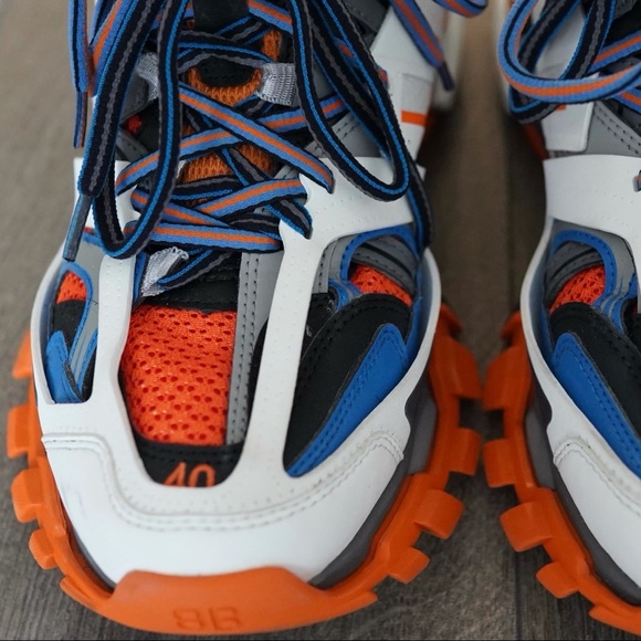 Balenciaga track sneakers - Picture 15 of 16